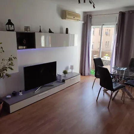 Bedroom To Rent In The Valencia