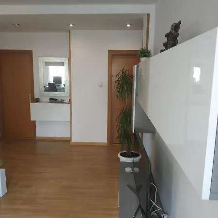 Homestay Bedroom To Rent In The